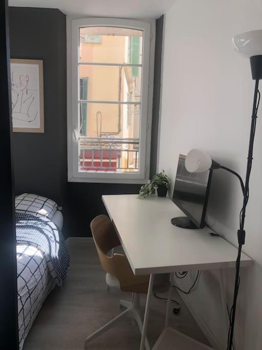 Studio Cosy En Plein Centre-Ville 戛纳 外观 照片